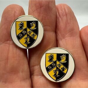Crest cuff links